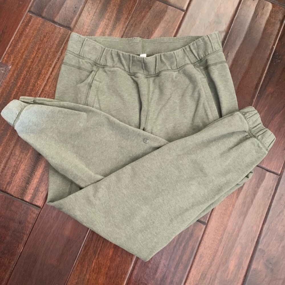 Lululemon joggers
